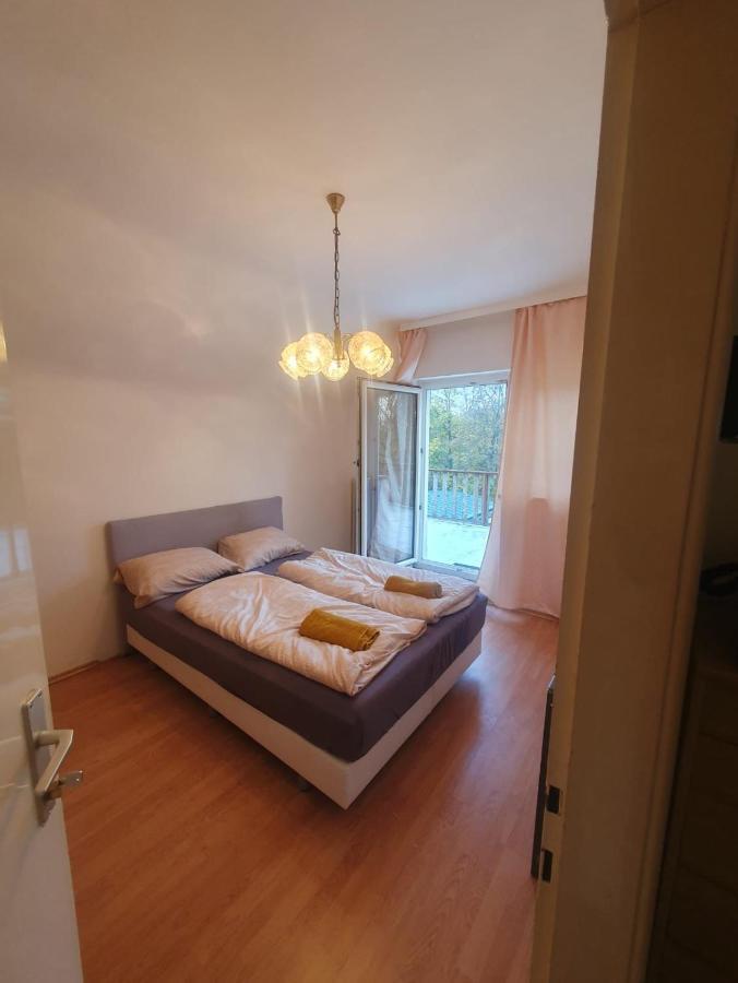 Breathtaking Shared Villa Near Danube River /W Garden And Parking Vienna Esterno foto