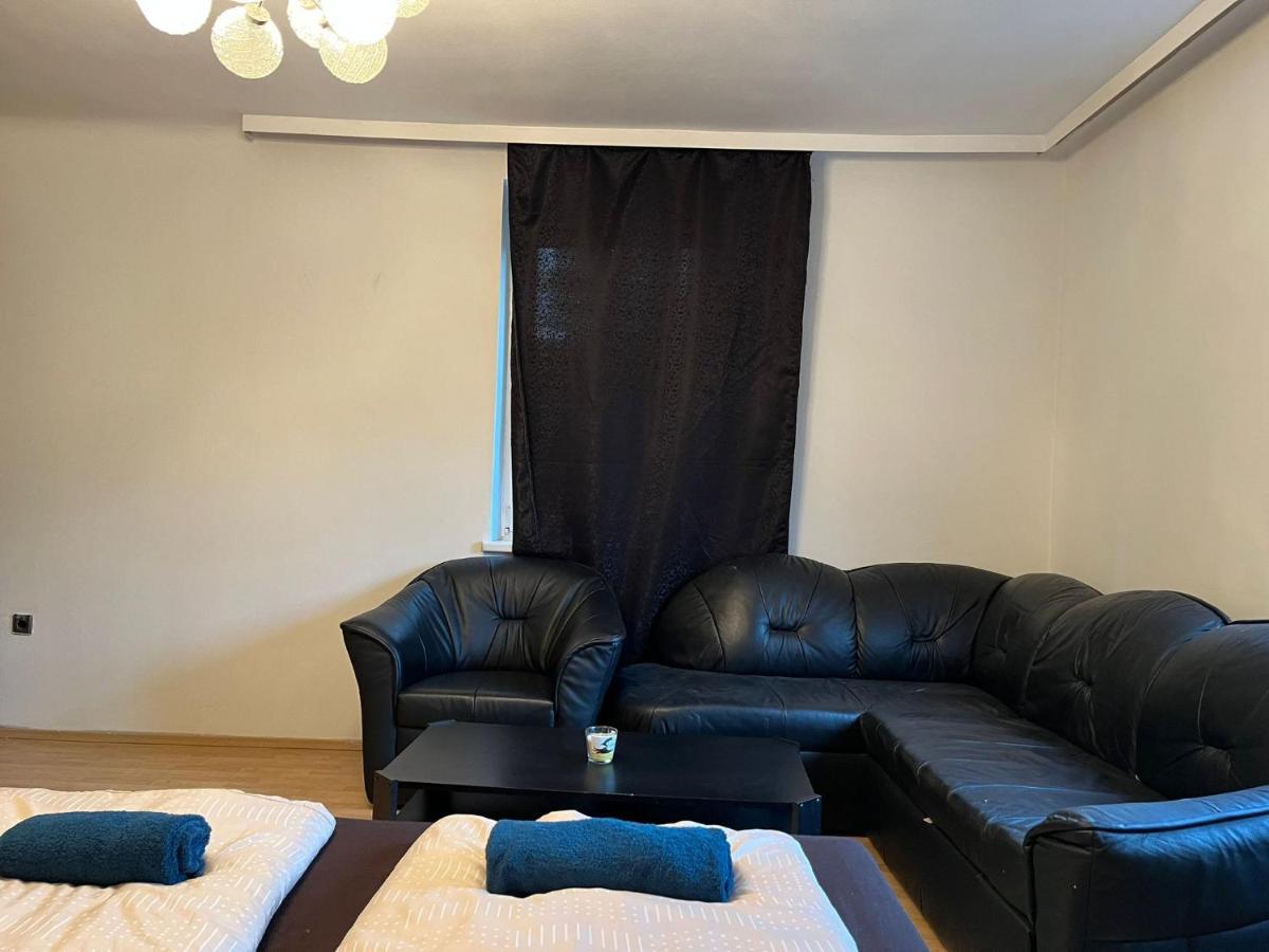 Breathtaking Shared Villa Near Danube River /W Garden And Parking Vienna Esterno foto